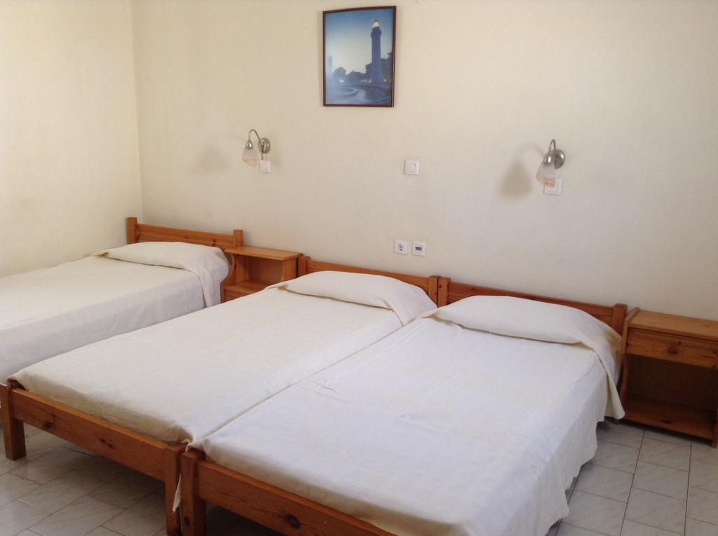 Rooms To Let Katerina & John'S Perissa  Rum bild